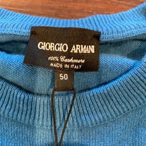 NWT Georgia Armani cashmere sweater size 50.
